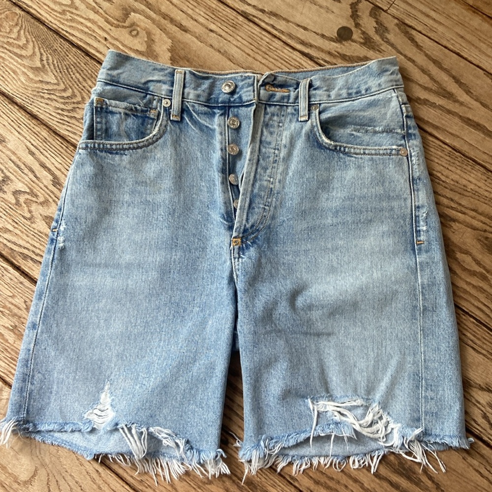 Citizens of Humanity
Camilla frayed-hem denim shorts size 24